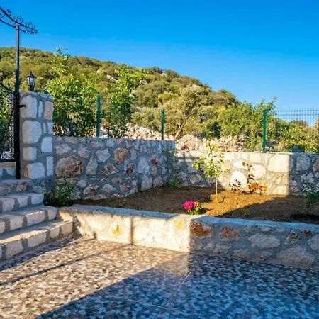 Tanyeri Villa Willa
