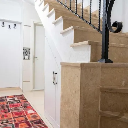 Tanyeri Villa Willa